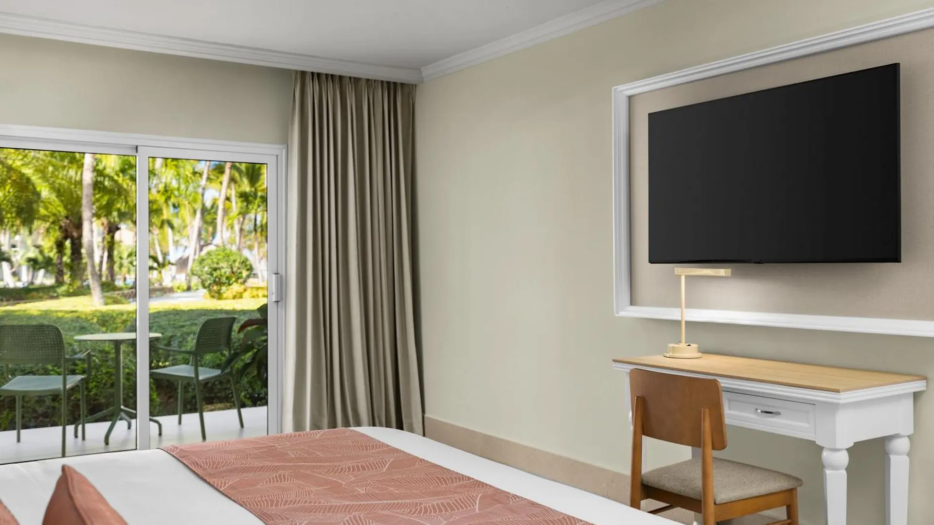 Wyndham Alltra Punta Cana All Inclusive Resort