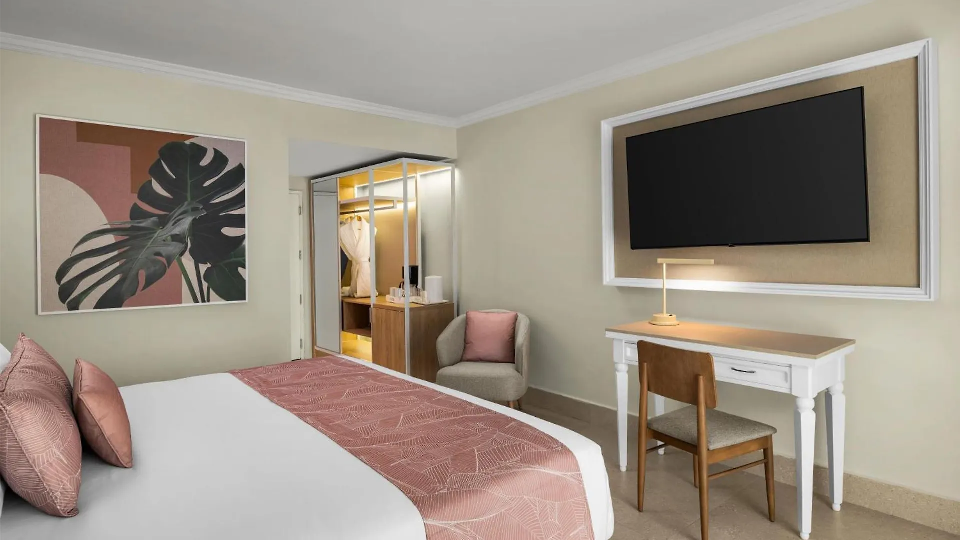 Wyndham Alltra Punta Cana All Inclusive Resort