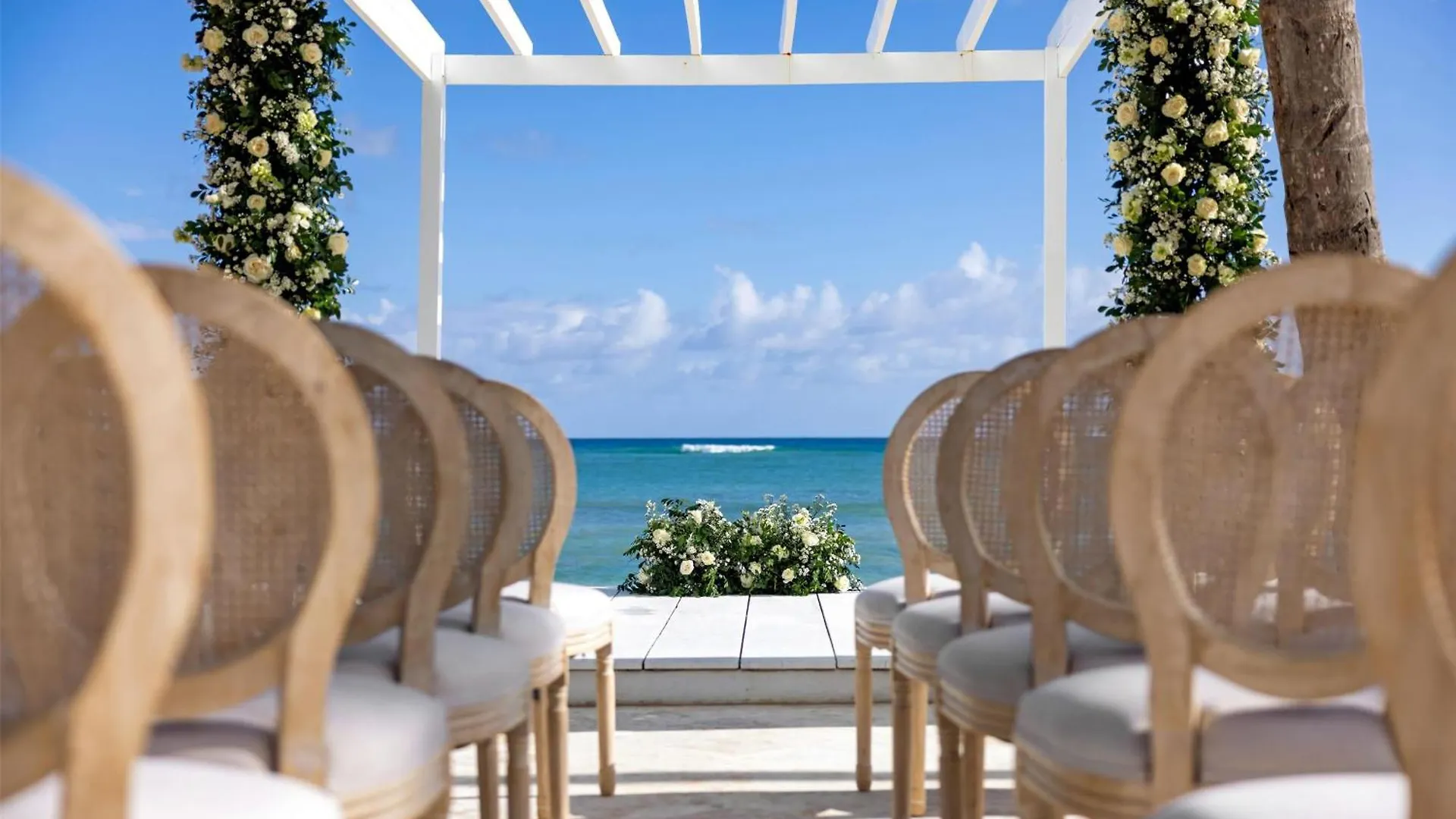 Wyndham Alltra Punta Cana All Inclusive Resort