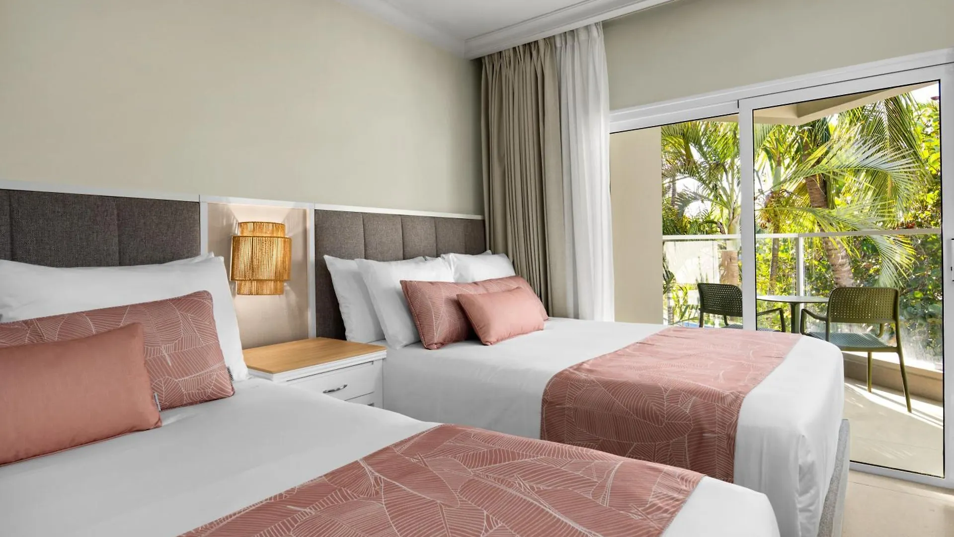 Wyndham Alltra Punta Cana All Inclusive Resort